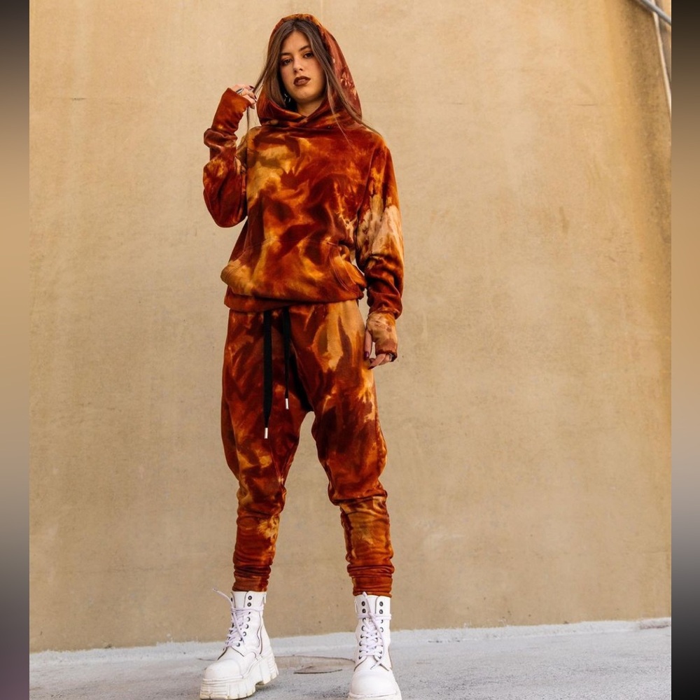 TMV mogul sweatsuit